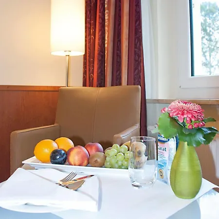 黑迪斯吉夫霍恩莫娜达酒店 4* 吉夫霍恩